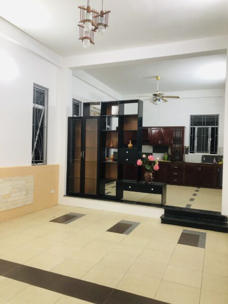 Nhà 4 tầng mặt tiền Hùng Vương 280mv, 9500