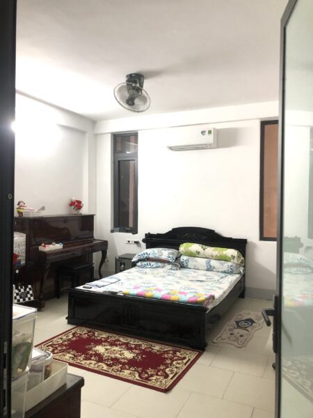 Nhà 4 tầng mặt tiền Hùng Vương 280mv, 9500