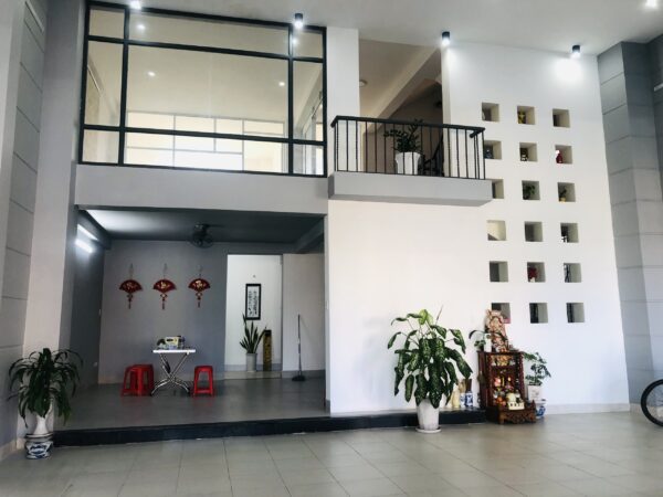 Nhà 4 tầng mặt tiền Hùng Vương 280mv, 9500