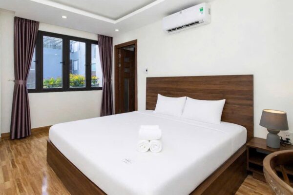 Khách sạn 5 tầng mặt tiền Khuê Mỹ Đông 22ty