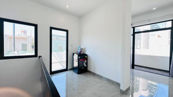 Nhà 3 tầng kiệt Lê Duẩn 53mv, 3550