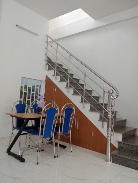 Nhà 3 tầng kiệt ô tô Nguyễn Mộng Tuân 3850