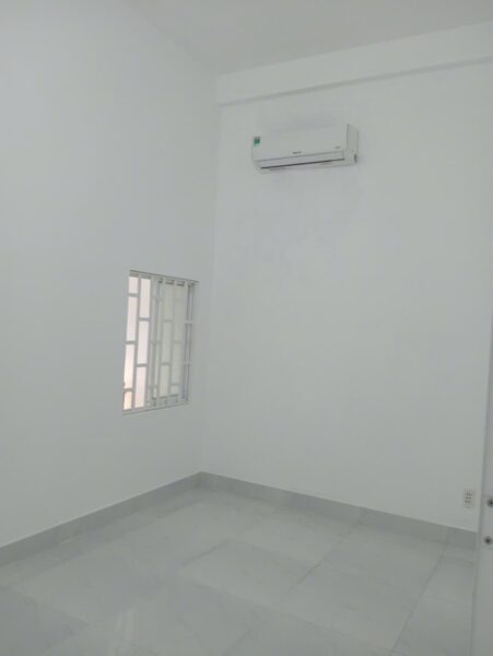 Nhà 3 tầng kiệt ô tô Nguyễn Mộng Tuân 3850