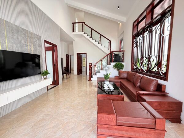 Biệt thự 2 tầng mặt tiền Nguyễn Ân 200mv, 15ty