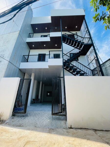 Tòa căn hộ 3 tầng kiệt ô tô Nguyễn Lương Bằng 7500
