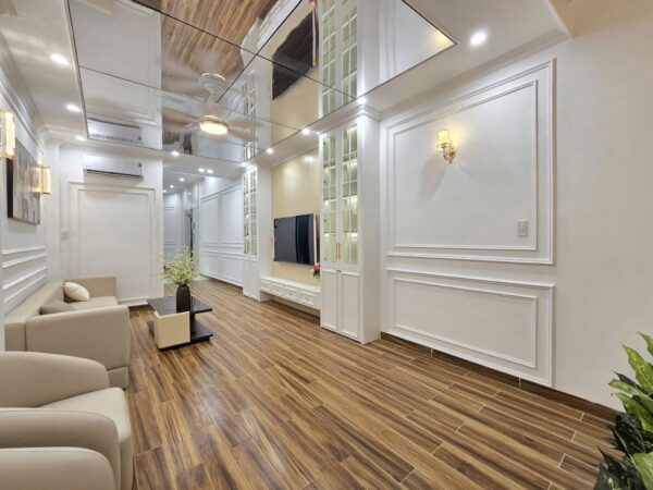 Nhà 4 tầng mặt tiền Thái Phiên 15ty5