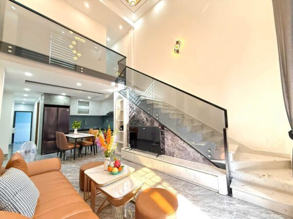 Nhà mê lửng kiệt Tôn Đản 55mv, 3750