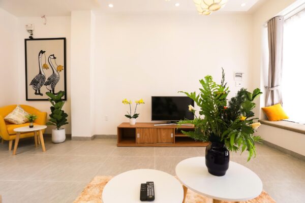 Nhà 2 tầng 2 mặt kiệt ô tô Nguyễn Phan Vinh 160mv, 35ty