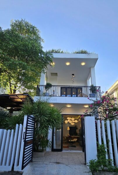 Nhà 2 tầng 2 mặt kiệt ô tô Nguyễn Phan Vinh 160mv, 35ty