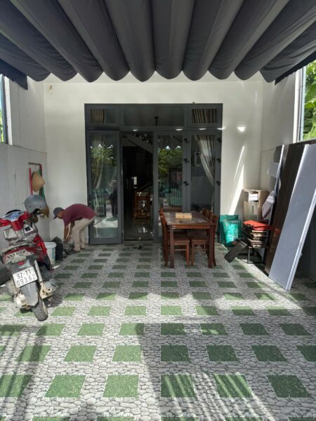 Cho thuê nhà 2 tầng mặt tiền Hoàng Đình Ái