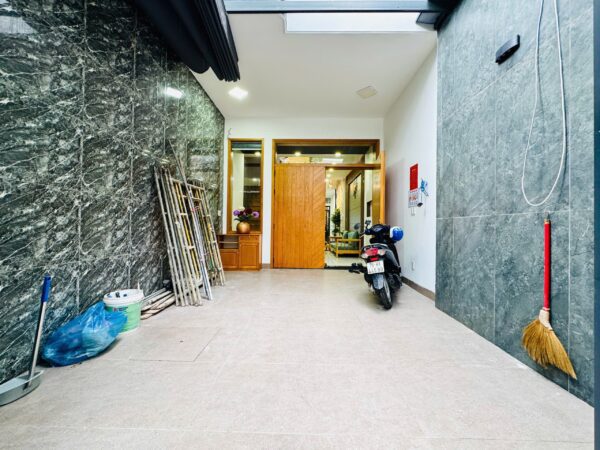 Nhà 2 tầng mặt tiền Hoà Minh 76mv, 6950