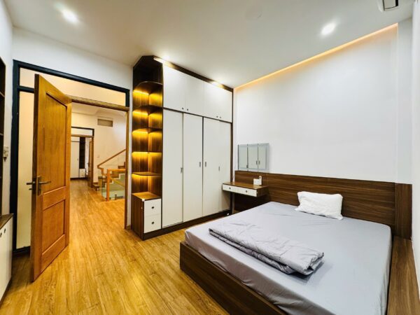 Nhà 2 tầng mặt tiền Hoà Minh 76mv, 6950