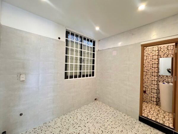 Nhà 2 tầng kiệt Trường chinh 82mv, 4250