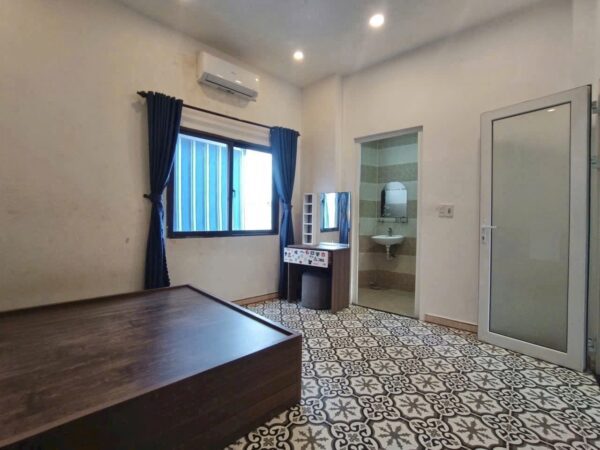 Nhà 3 tầng kiệt Hoàng Diệu 50mv, 3750
