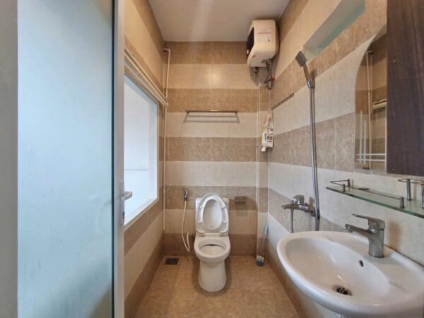 Nhà 3 tầng kiệt Hoàng Diệu 50mv, 3750