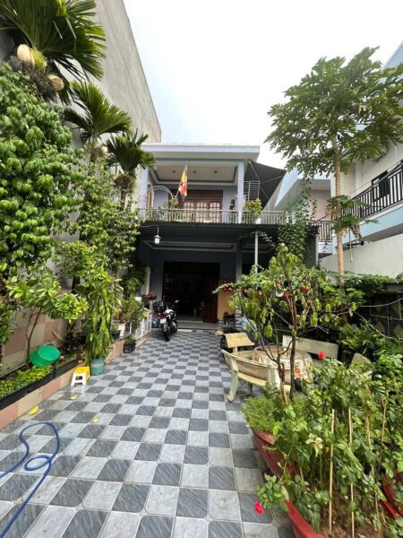 Nhà 2 tầng kiệt ô tô Trường Chinh 176mv, 8300