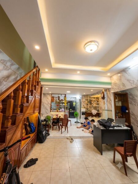 Nhà 2 tầng kiệt Nguyễn Văn Linh, 50mv, 3450
