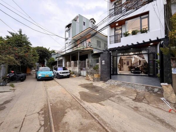 Cho thuê Nhà 4 tầng kiệt ô tô Lê Độ 76mv, 32tr