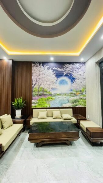 Cho thuê nhà 3 tầng mặt tiền Lê Văn Thịnh 20tr