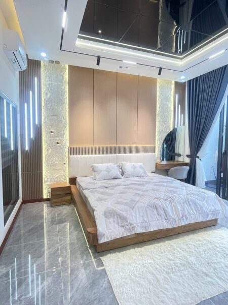 Nhà 3 tầng mặt tiền Thanh Lương 9850