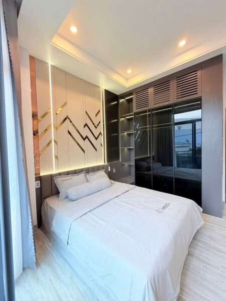Nhà 3 tầng mặt tiền Đặng Huy Tá 6500