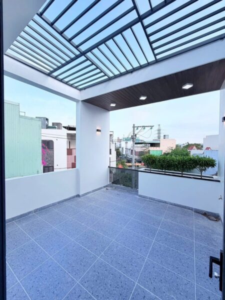 Nhà 3 tầng mặt tiền Đặng Huy Tá 6500