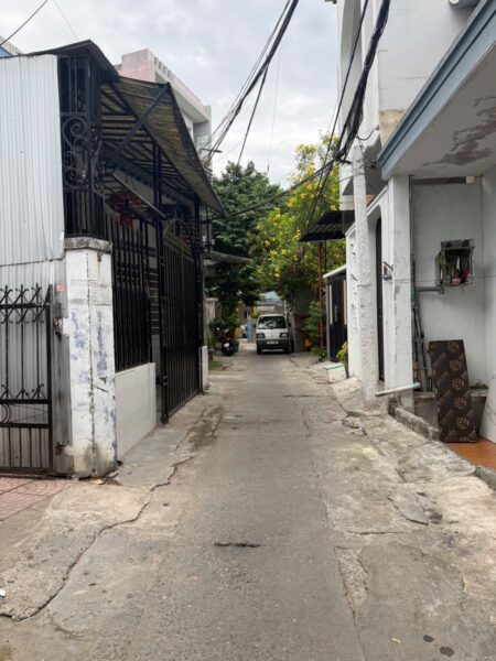 Nhà mê lửng kiệt ô tô Ngô Chân Lưu 4250