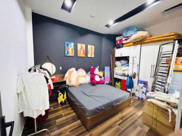 Nhà 3 tầng kiệt ô tô Trần cao Vân 5600