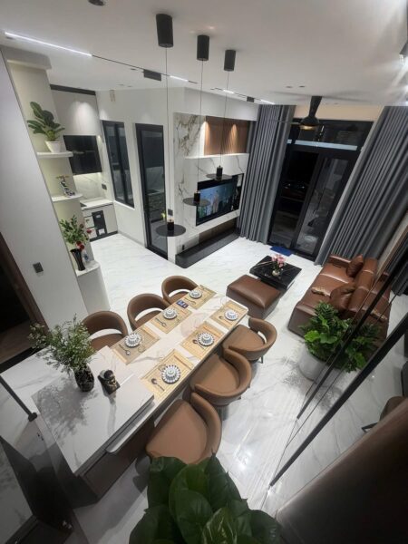 Nhà 3 tầng mặt tiền Nguyễn Hành 10ty5