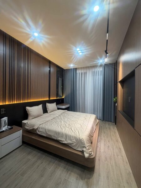 Nhà 3 tầng mặt tiền Nguyễn Hành 10ty5