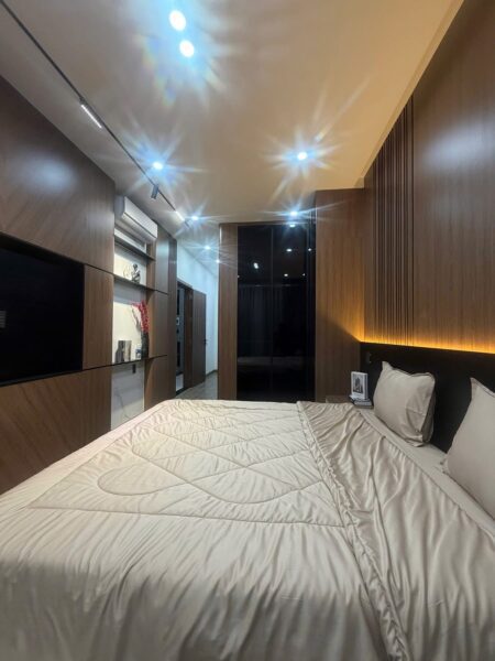Nhà 3 tầng mặt tiền Nguyễn Hành 10ty5