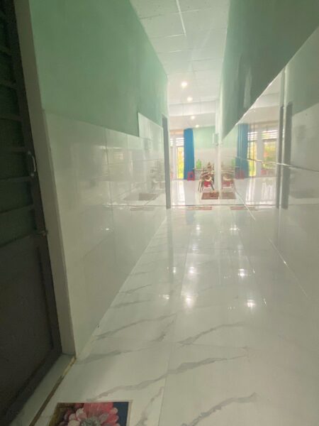 Nhà ba lá kiệt ô tô Hoàng Văn Thái 109mv, 1ty3