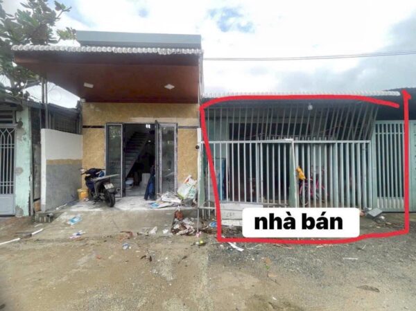 Nhà ba lá kiệt ô tô Tôn Đản 72mv, 1350