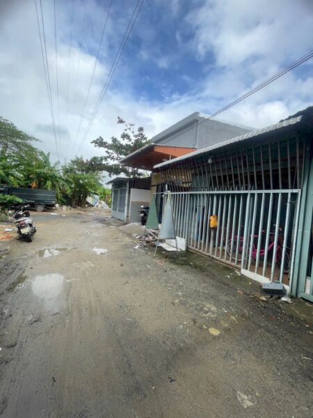 Nhà ba lá kiệt ô tô Tôn Đản 72mv, 1350