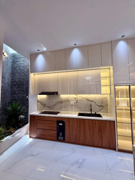Nhà 3 tầng kiệt Hoàng Diệu 60mv, 6350
