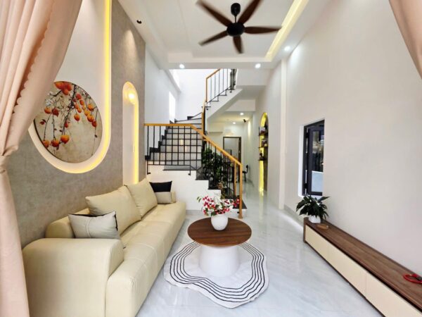 Nhà 2 tầng kiệt Trưng nữ vương 4750