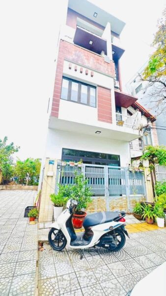 Nhà 4 tầng mặt tiền Tạ Mỹ Duật 12ty5