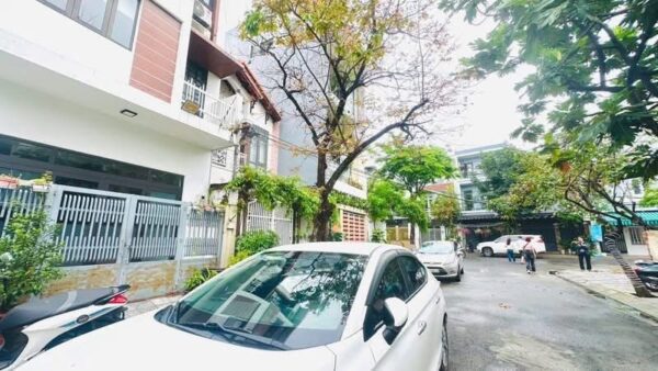 Nhà 4 tầng mặt tiền Tạ Mỹ Duật 12ty5