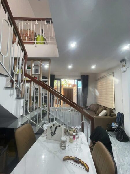 Nhà 2 tầng kiệt Trường Chinh 72mv, 4300