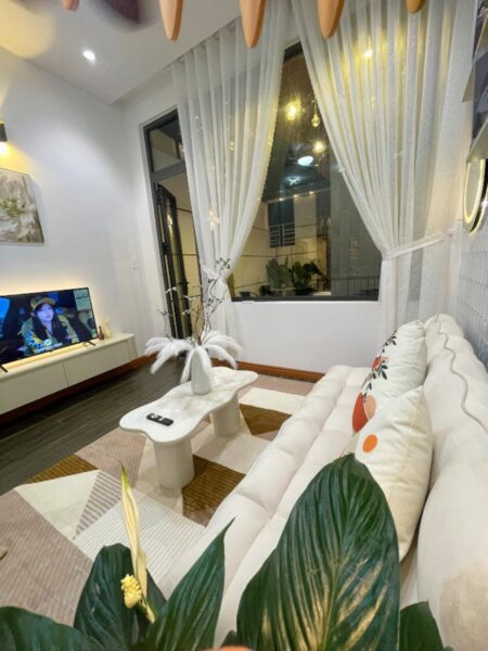 Nhà 2 tầng kiệt ô tô Hùng Vương 5750
