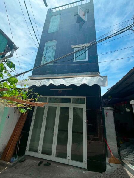 Nhà 3 tầng kiệt Nguyễn Tất Thành 2950