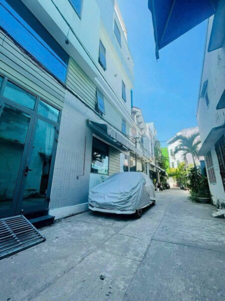 Nhà 5 tầng kiệt ô tô Nguyễn Hữu Thọ 5200
