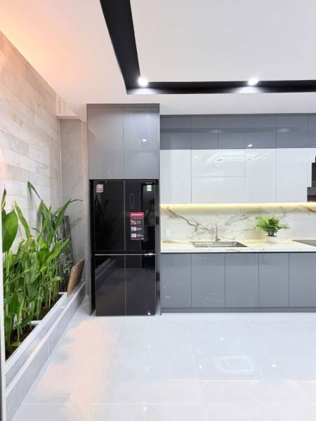 Nhà 3 tầng kiệt ô tô Huỳnh Ngọc Huệ 63mv, 6900