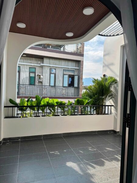 Nhà 3 tầng kiệt ô tô Đồng Kè, 60mv, 5850