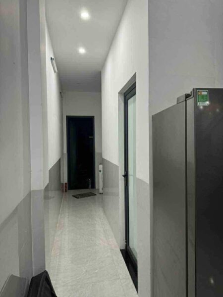 Nhà 2 tầng mặt tiền Nguyễn Văn Cừ 79mv, 4500