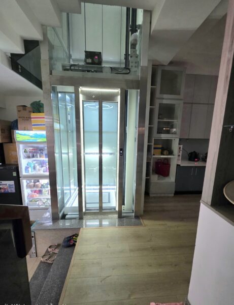 Cho thuê nhà 4 tầng mặt tiền Tiểu La 46tr