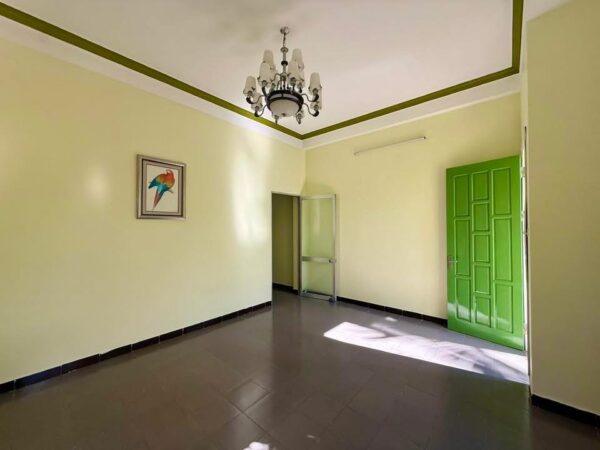 Nhà 3 tầng kiệt ô tô Mai Xuân Thưởng 7600