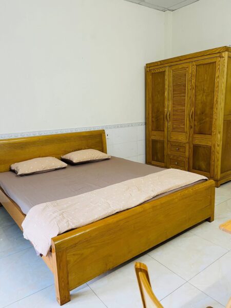 Cho thuê nhà 2 tầng mặt tiền Vũ Trọng Phụng 17tr