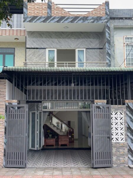 Nhà 2 tầng mặt tiền Bờ Đằm, 100mv, 4590
