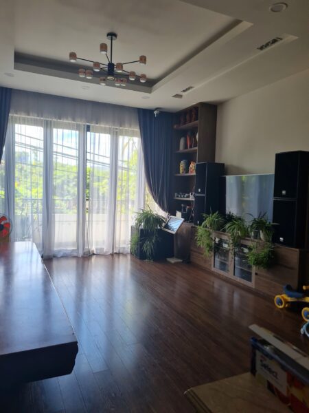 Nhà 3 tầng mặt tiền Hoà Nam, 100mv, 7600